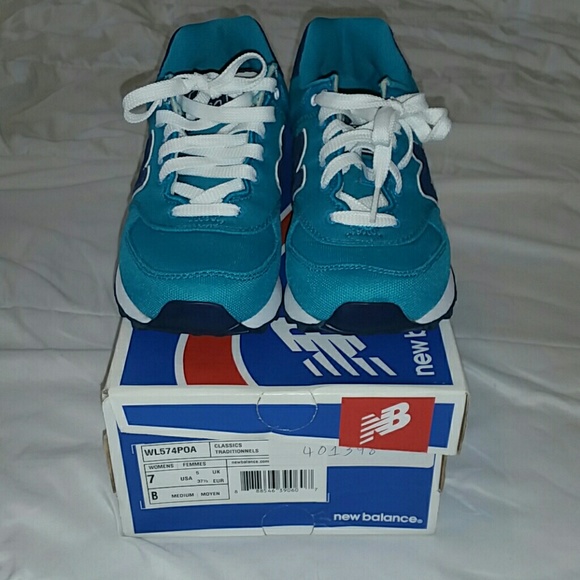 New Balance - Picture 2 of 3