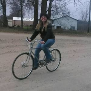 Meet your Posher, Liza