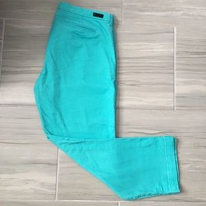 Kut from the Kloth Gwen relaxed trouser