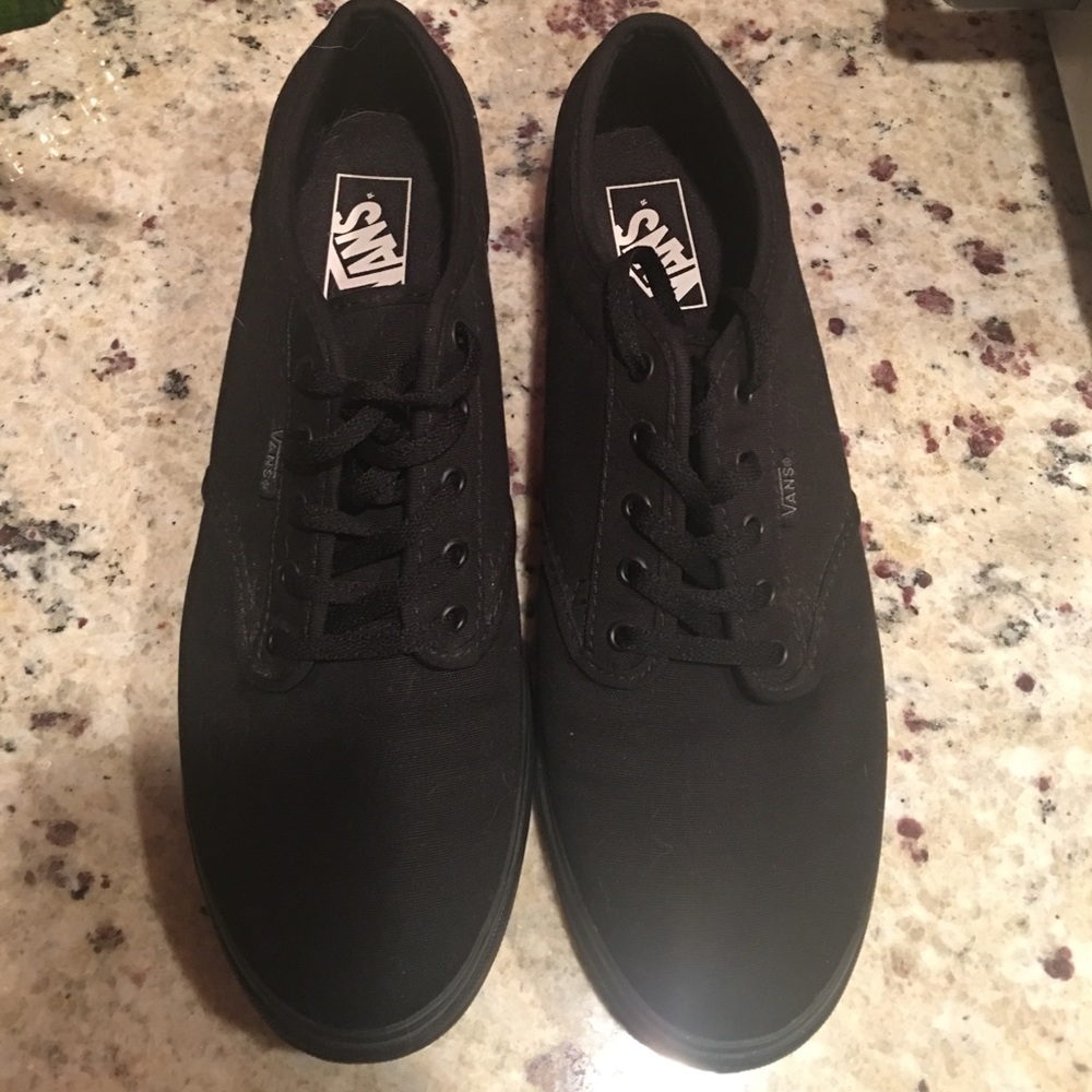 VANS ( black )
