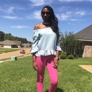 Meet your Posher, Connie