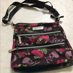 Betsey Johnson crossbody purse, skulls and roses