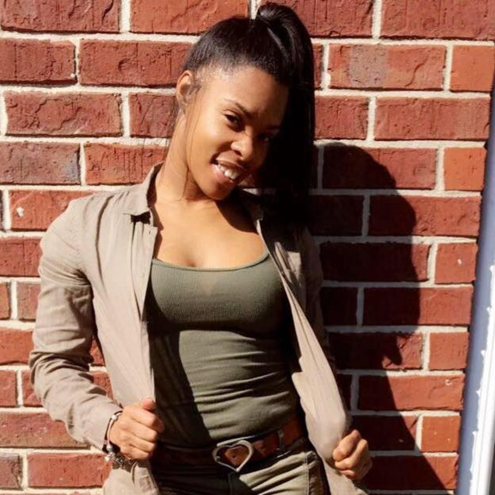 Meet your Posher, Nikki