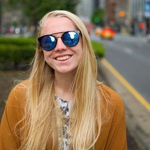 Meet your Posher, Sierra