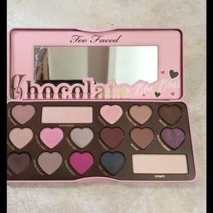 Too Faced chocolate bon bon palette
