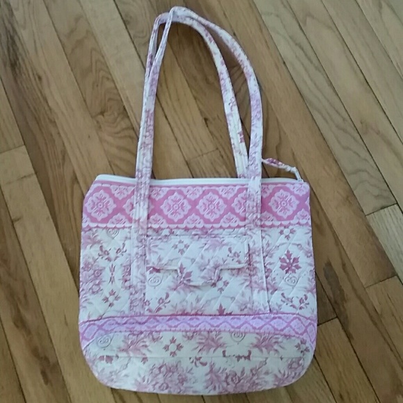 Debra Grogan Designs Handbags - Debra Grogan Floral Quilted Purse EUC