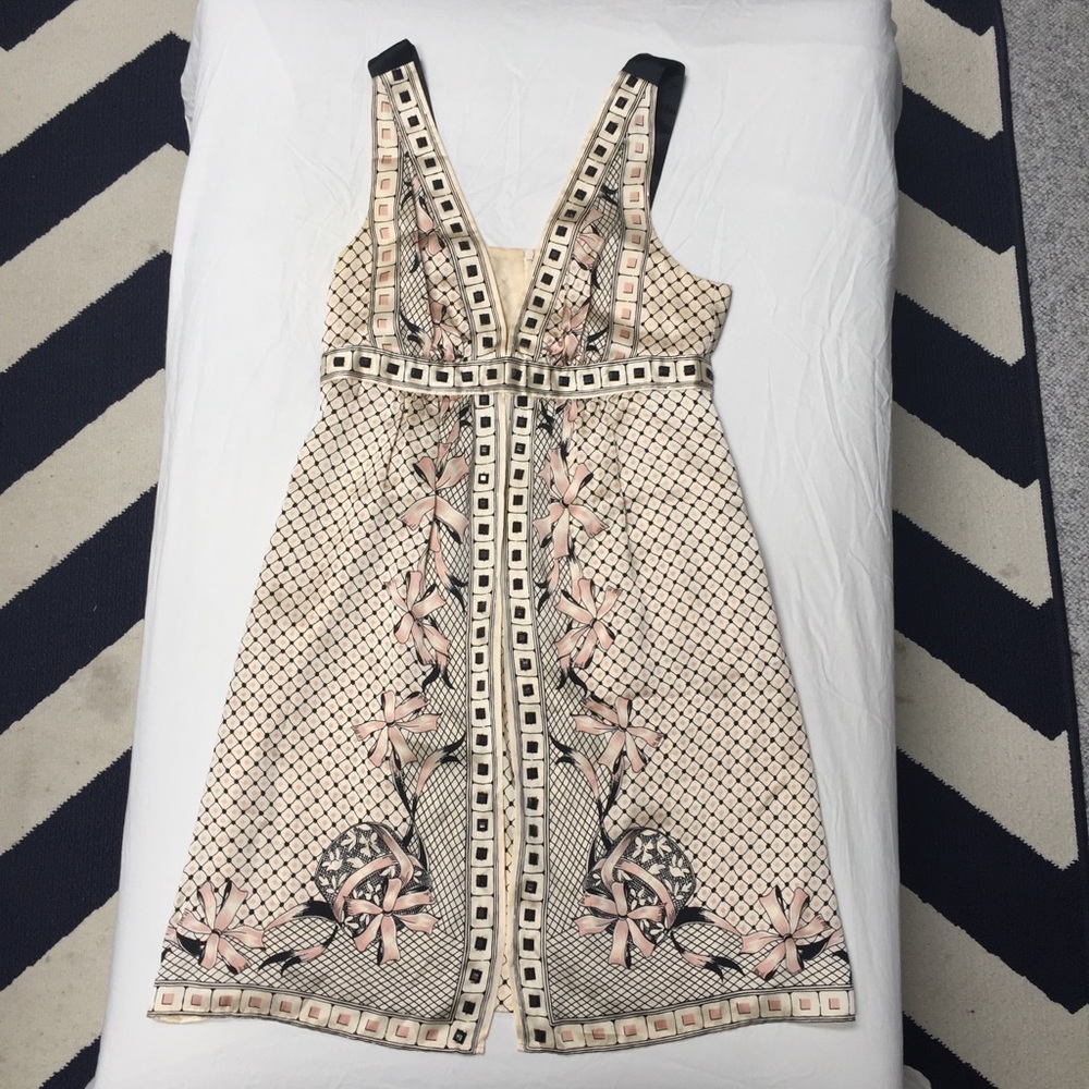 Nanette Lepore 100% Silk Dress