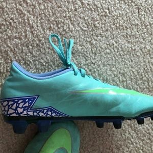 Teal Nike Soccer Cleats (9.5)