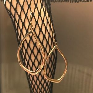 Gold tone organic teardrop earrings- Chloe&isabel