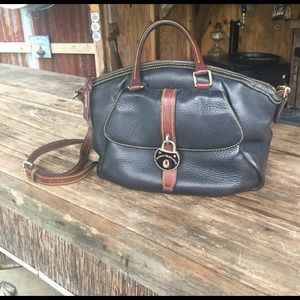 Dooney and Bourke bag *great condition*