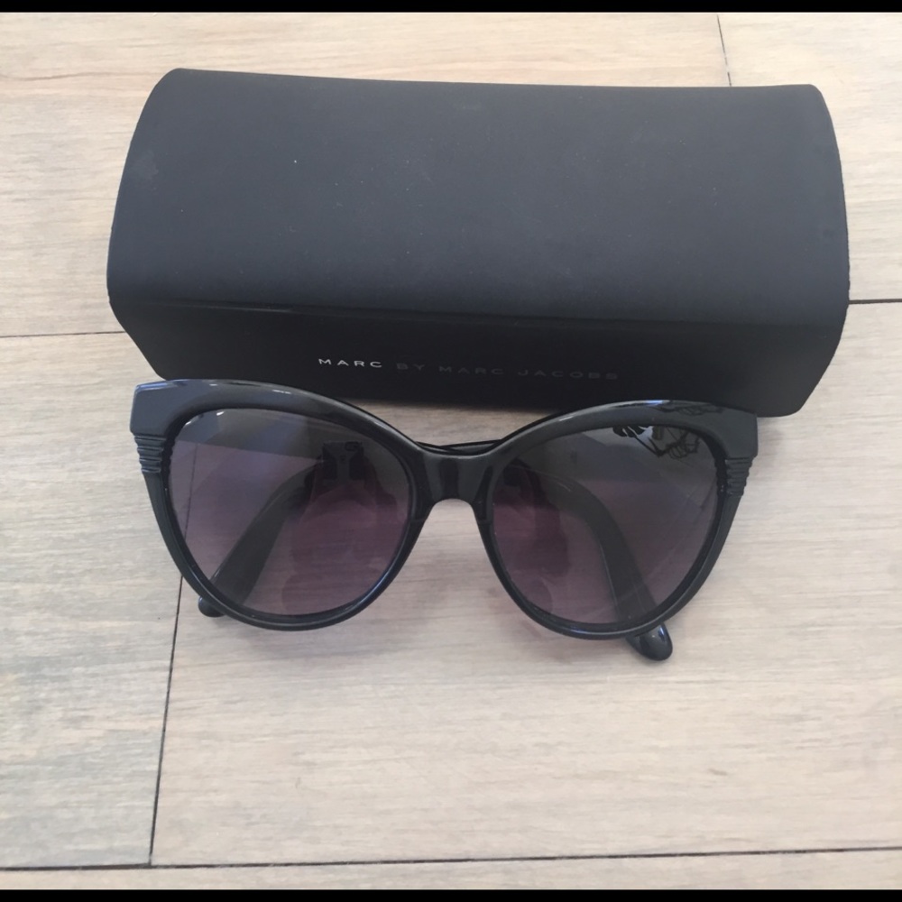 Marc by Marc Jacobs sunglasses!