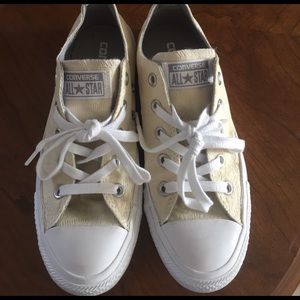 Off white lace vans