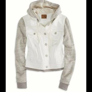 American Eagle AEO Denim Jacket XS Off White