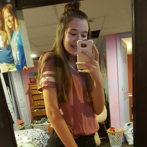 Meet your Posher, Abbie