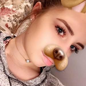 Meet your Posher, Paige