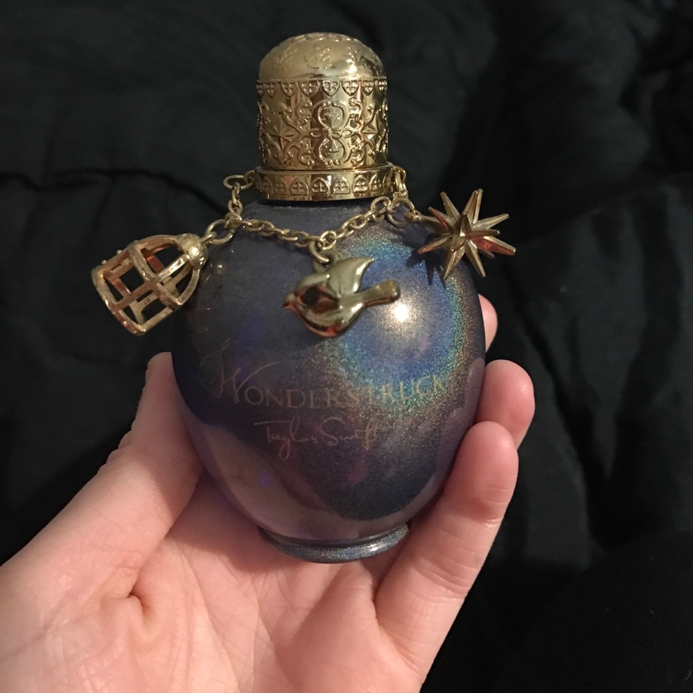 Wonder struck by Taylor swift