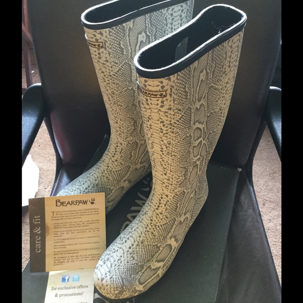 BearPaw Rain Boots