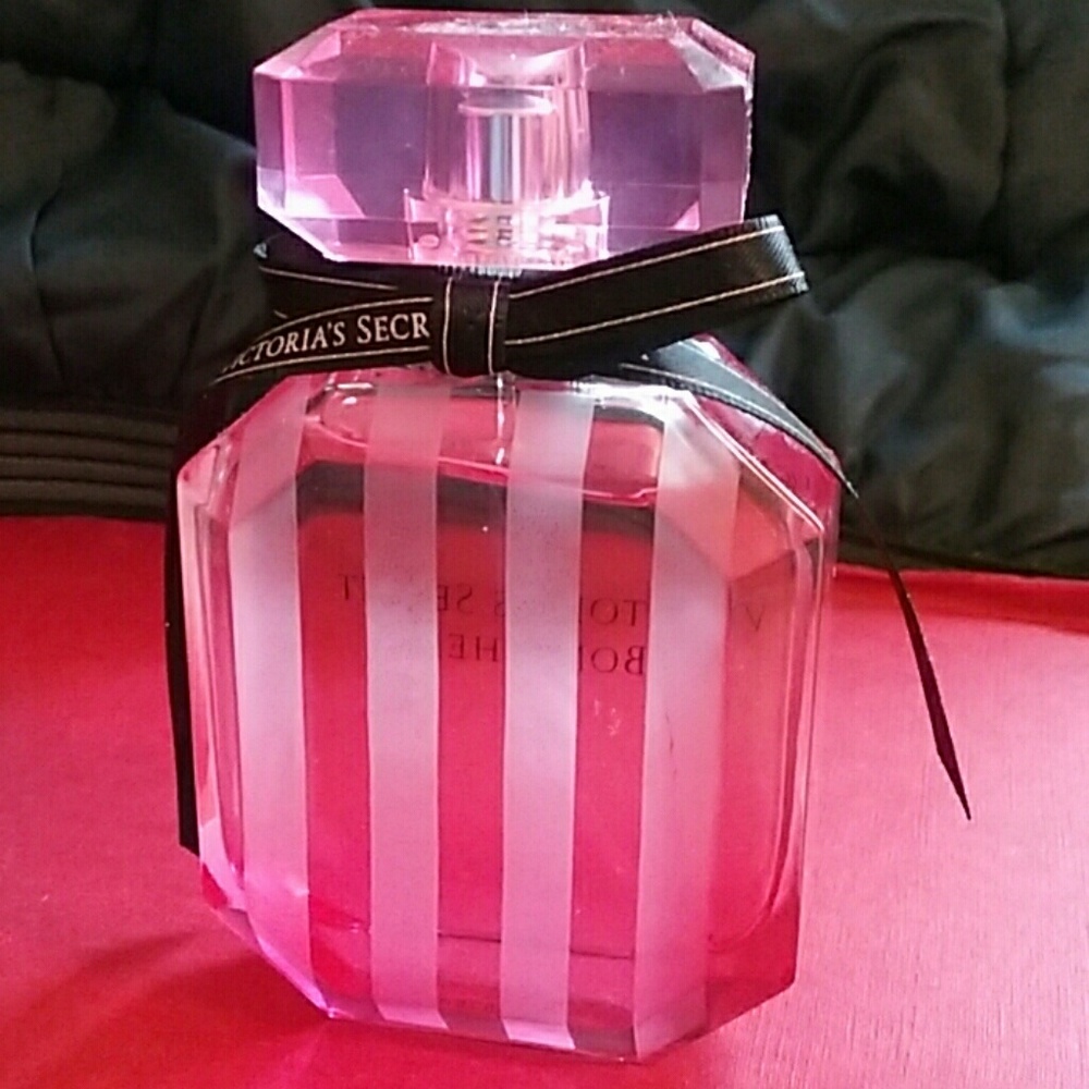 Bombshell perfume - Picture 3 of 5