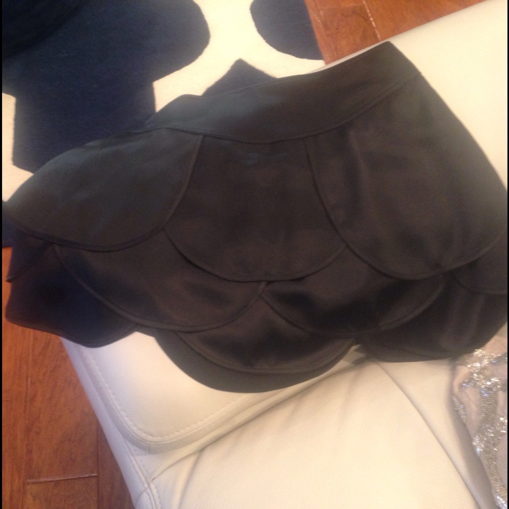 NWOT A/X black petal skirt. Never worn.