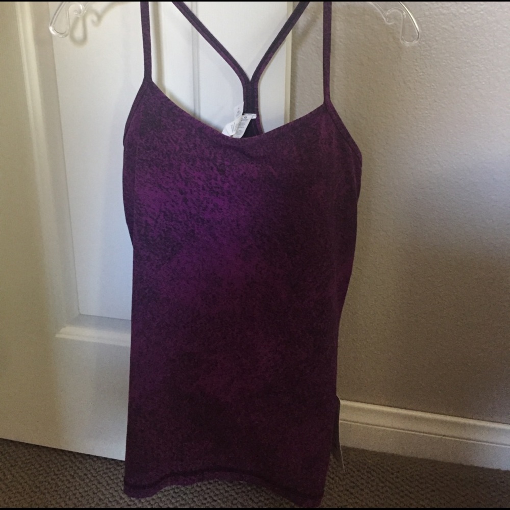 Lululemon Racer Back workout top