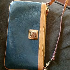 Dooney & Bourke Pebble Grain Large Slim Wristlet