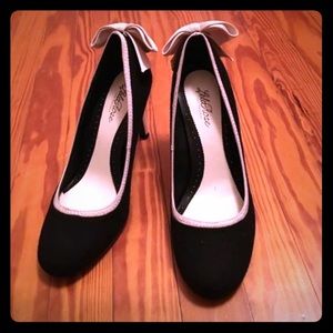 Lela Rose Black Heels with Bow