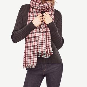 Ann Taylor checkered fringe scarf