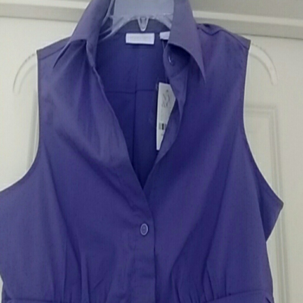 Shirt - Picture 3 of 3