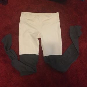 Alo Yoga goddess leggings sized L