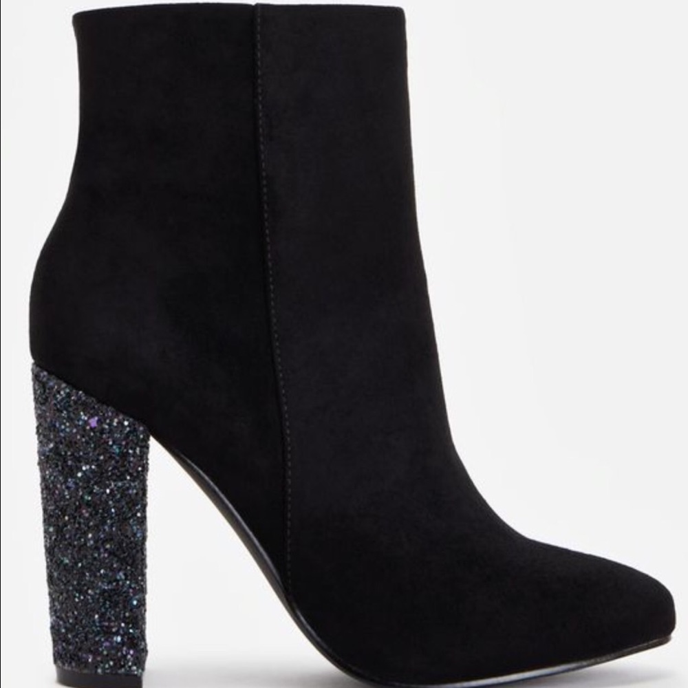 🎉Final drop price🎉 Booties w/sparkly heel