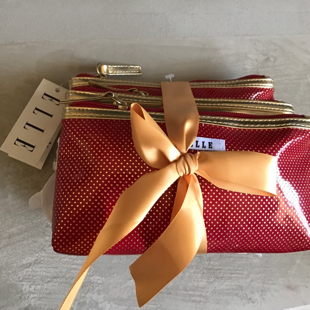 Set of three cosmetic bags