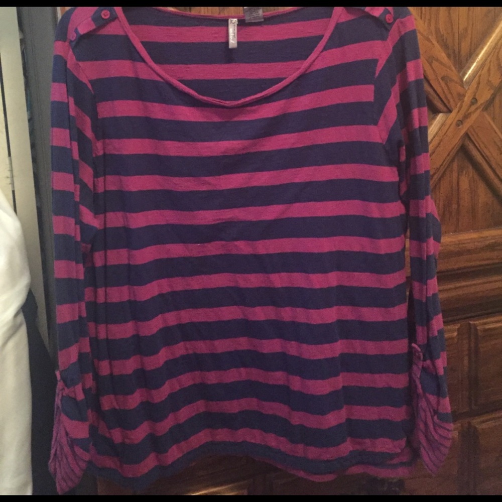 New directions 3/4 sleeve shirt