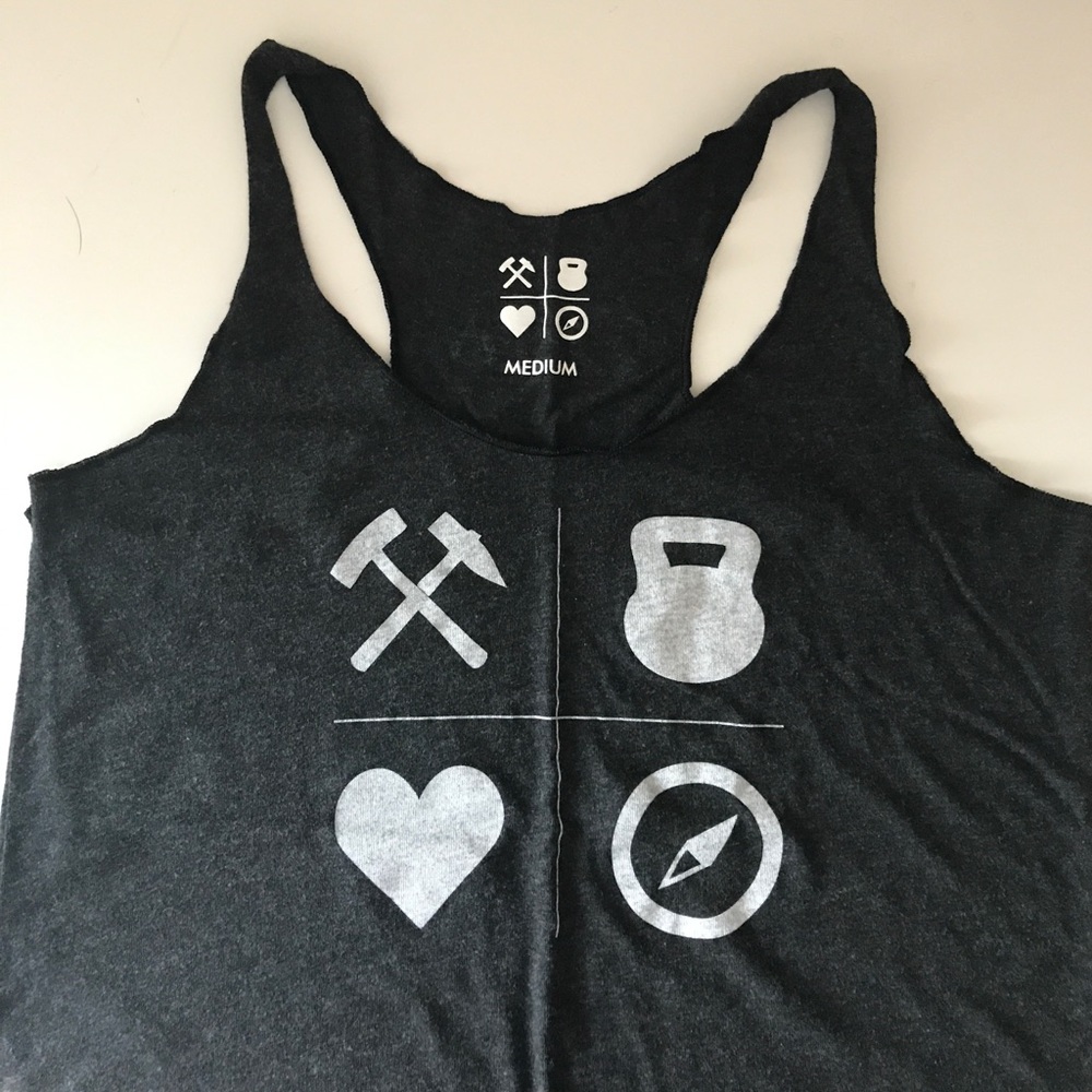 Women's medium dark gray/black Qalo workout tank