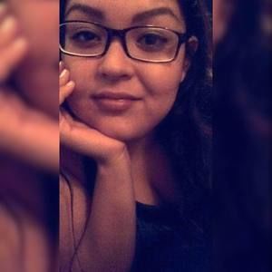 Meet your Posher, Reneé