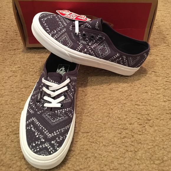 Vans Shoes - Authentic Ditsy Bandana Vans