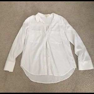 Cloth & Stone white button down shirt in size M