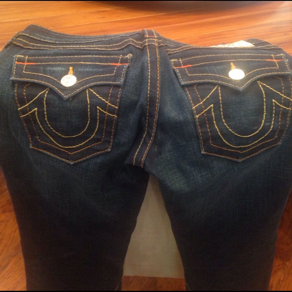 NWOT True Religion dark wash jeans.