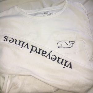 Vineyard vines women's tshirt