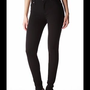 7 for all Mankind High Waist Skinny in Black