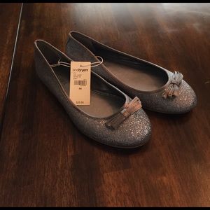 Sparkly silver ballet flat