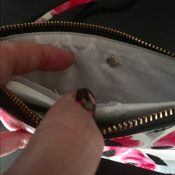 Kate Spade "Rosebed" clutch wallet w/wrist strap - Picture 3 of 4
