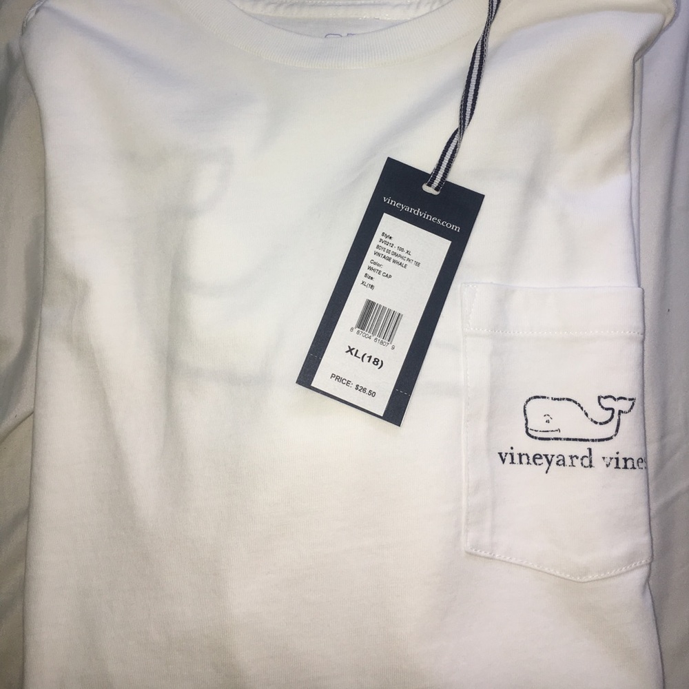 Vineyard vines tshirt