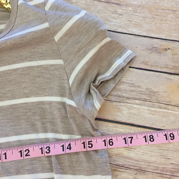 Last 1! M Taupe Twist Knot Striped Tee - Picture 5 of 6