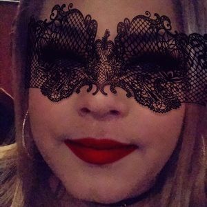 Meet your Posher, Jessennia