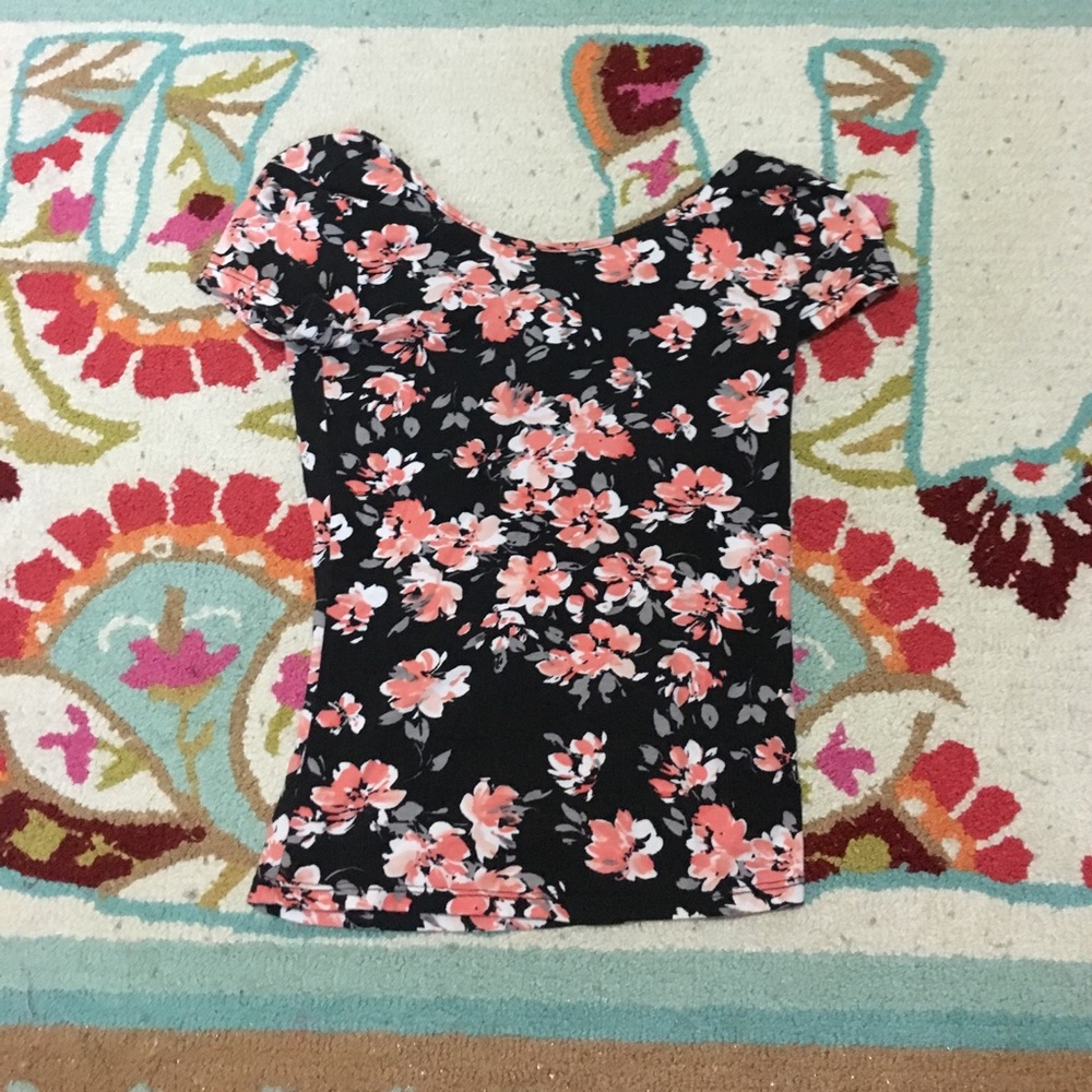 NWOT!! PACSUN FLORAL TOP