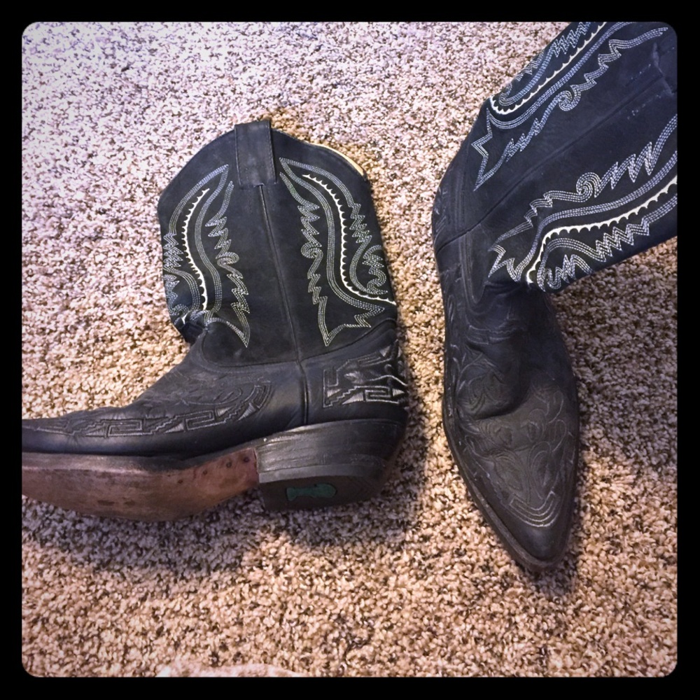 Authentic Mexican unisex cowboy boots!