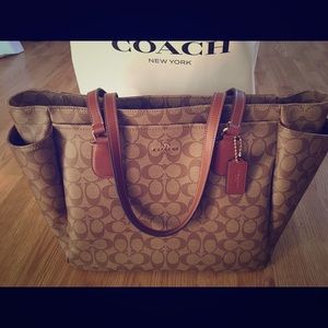 Final Mark Down 💕Authentic Coach Diaper Bag