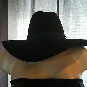 Wide Brim Fedora