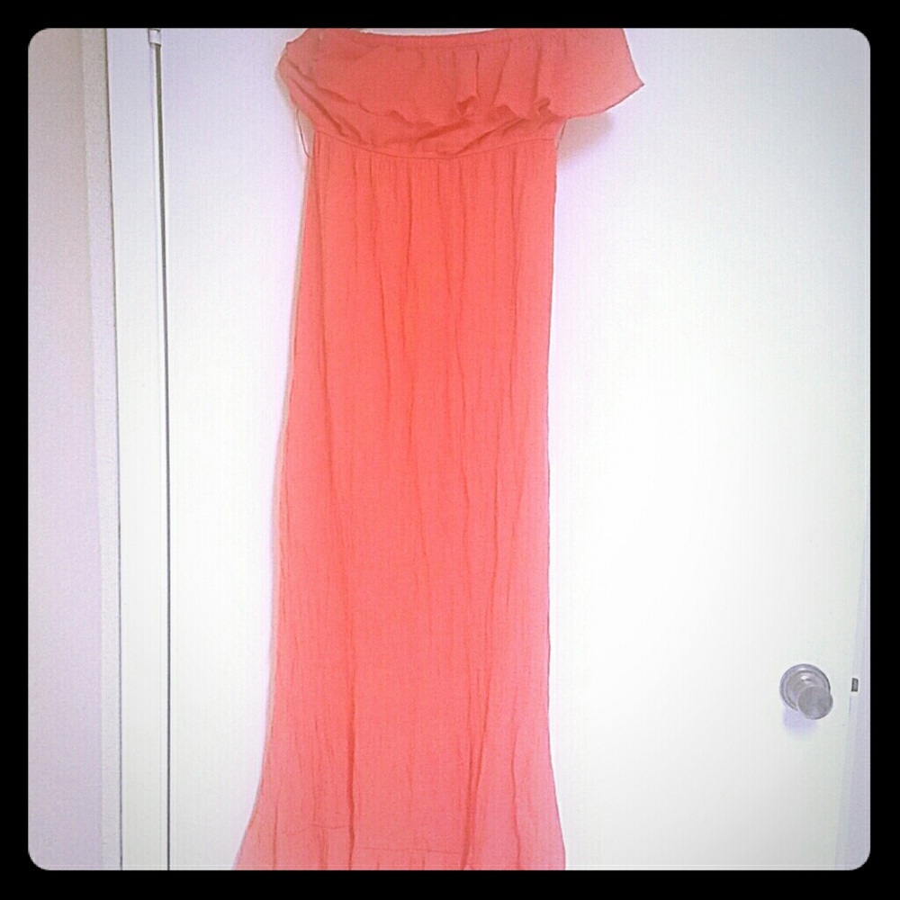 Coral spring/summer dress