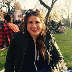 Meet your Posher, Laura